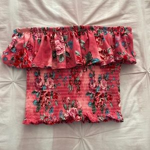 Crop top with flowers